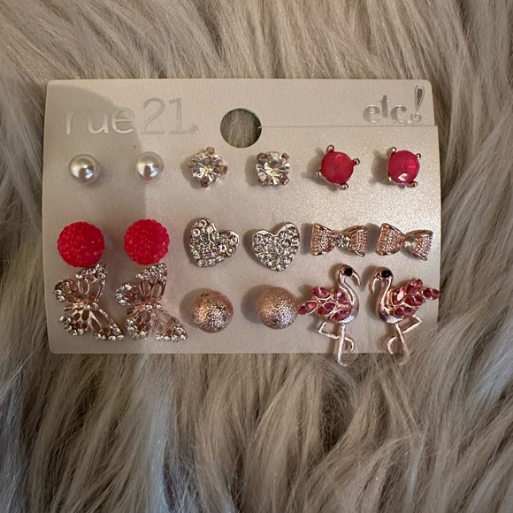 Rue21 Jewelry - Set of earrings NWT